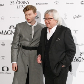 Adam Mišík se svým tátou, slavným muzikantem Vladimírem Mišíkem.