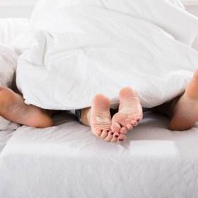 Svatý Valentýn je za dveřmi. Známe 5 způsobů, jak vašeho partnera přivedete v posteli k šílenství