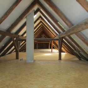 Půda začala postupem času vypadat úplně jinak.