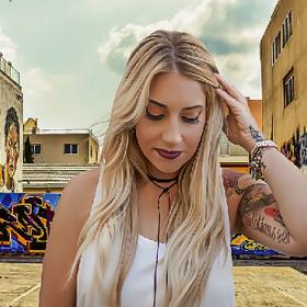 S puberťákem, ať už s dívkou či chlapcem, se málokdy domluvíte bez problémů. V komunikaci s nimi se proto vyplatí počítat do dvaceti a vzpomenout si na vlastní pubertu. 