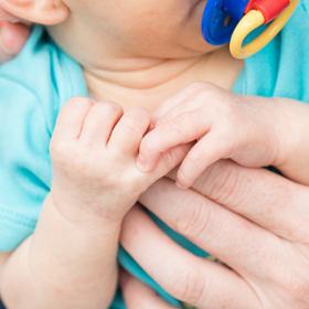 Důležité je si nevyčítat, že to nejde. Pokud se zablokujete, využijte metodu mindfulness (uvědomění), to znamená, že si musíte uvědomovat i jiné radosti života než se jen soustředit na chorobnou touhu po miminku.