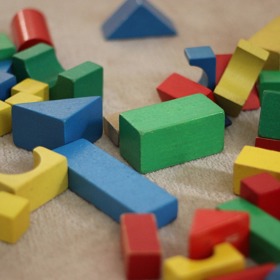 Bojíte se reakce okolí? Vždyť i oni měli děti. Musí vědět, co dokáží napáchat