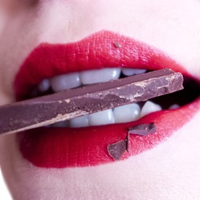 Zápach z úst může být způsobený prakticky čímkoliv.