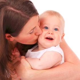 Většina vašich kamarádek se se svým nynějším manželem seznámila už na střední škole, kdy byl mladý a krásný.