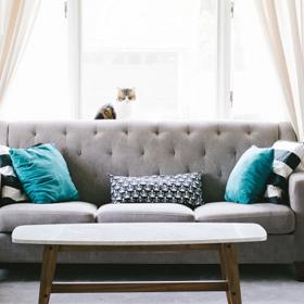 Nezapomeňte na záclony.