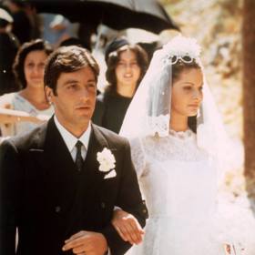 U nás se směl film vysílat až po revoluci. Prý v něm bylo až příliš násilí.