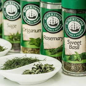 šalvěj a rozmarýn mají protizánětlivé účinky