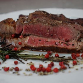 obsahuje spoustu živin