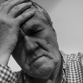 hlava může bolet ze stresu