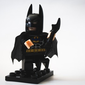 Batman by při svých kouscích neměl zapomínat na padák