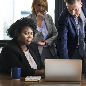 travte čas s kolegy