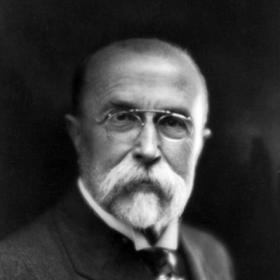 Vzhledem k otcovým zahraničním politickým aktivitám byla jeho dcera vězněna roku 1915 – 1916.