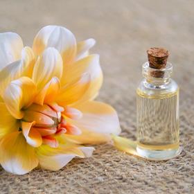 Vyléčí i fyzické neduhy.