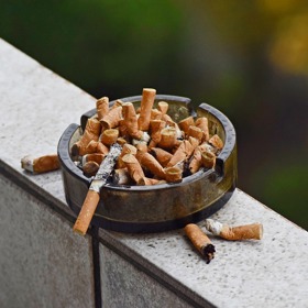 Opak k těmto posunům ukazují data o místech, kde kuřáci kouří nejčastěji. Ta již nevypovídají o počtu spotřebovaných cigaret, ale naopak o počtu kuřáků v určitých lokalitách.