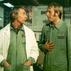 Josef Dvořák byl doopravdy vyučeným mechanikem. 