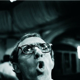 „Jestlipak existuje posmrtný život? A pokud ano, rozmění mi tam dvacku?“