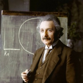 Albert Enstein je považován za jednoho z největších géniů v dějinách lidstva