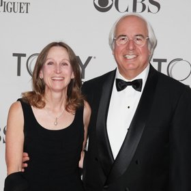 I když sám způsobil milionové škody, dnes stojí na druhé straně barikády