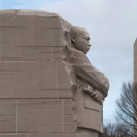 Měli například vyhraněná místa v autobusech