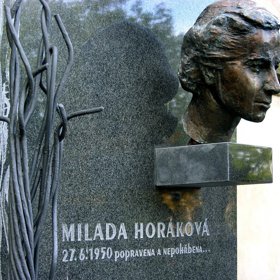 Miladu museli komunisté týrat i v době její smrti