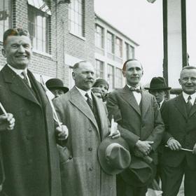 Tomáš Baťa senior při oslavách 1. máje roku 1931.