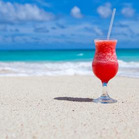 Jeden drink a bude svatba.