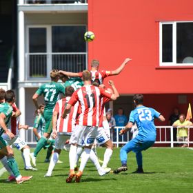 Od spojení s Viktorkou si slibujeme velké věci, zčásti i proto, že fotbalem u nás ve společnosti doslova žijeme a aktivně jej hrajeme.