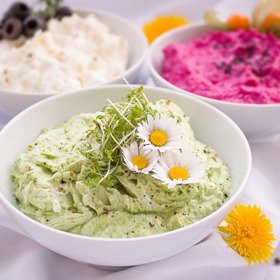 Jako předkrm je ideální pomazánka s pečivem