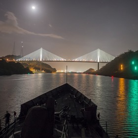 Před rozšířením měl průplav tři zdymadla.