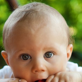 Malé děti slupku olizují, je tedy třeba myslet i na její omytí.