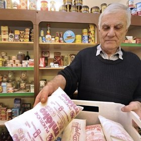 Mléko v sáčku už dnes na pultech neuvidíte.