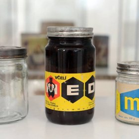 Med jsme si za socialismu dopřát občas mohli.