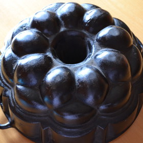 Stará litinová forma je absolutně dokonalá