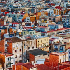 Ve městě si moc soukromí neužijete, na druhou stranu se určitě nebudete nudit.