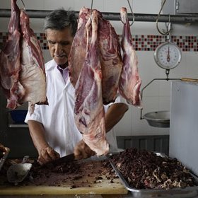 Dobrý řezník vám poradí, jaké maso zvolit pro přípravu vašeho jídla.