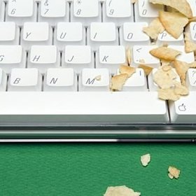 Klávesnice plná drobků bude to nejmenší.