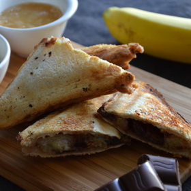 Toasty se směsí medu a másla jsou specialitou Veroniky Žilkové.