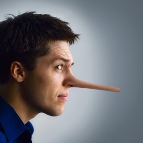 Dětem se říká, že pokud budou lhát, naroste jim dlouhý nos.