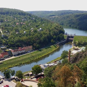 Znojmo, tam, kde se snoubí hudba, dobré jídlo a hlavně – dobré pití.