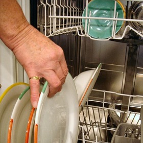 Všechno nádobí není do myčky vhodné