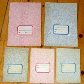 Vaši rodiče a možná i někteří z vás pamatují ještě tyto sešity