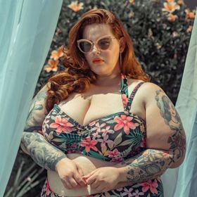 Jako plus-size modelka je velmi úspěšná.