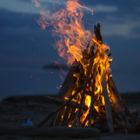 Oheň je už odpradávna symbolem bezpečí, jistoty a klidu.