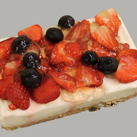 Lehký ovocný dort přijde k chuti