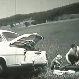 Všichni si na autě uměli opravit to, co se porouchalo.