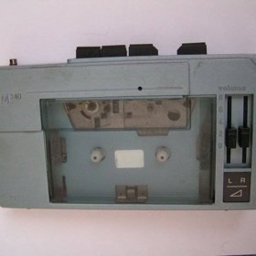 Tohle jsme pyšně nosili za opaskem.