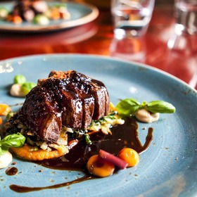 Kachní prsa patří mezi oblíbené delikatesy podzimu.