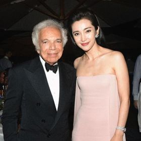 Jeho značka se řadí mezi nejluxusnější.