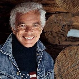 Ralph Lauren je stále švihák.