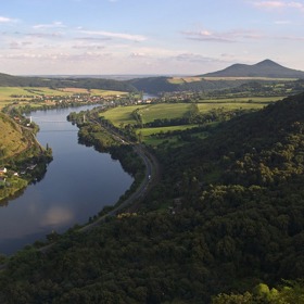 České středohoří neboli Brána do Čech je pro podzimní dovolenou jak stvořené